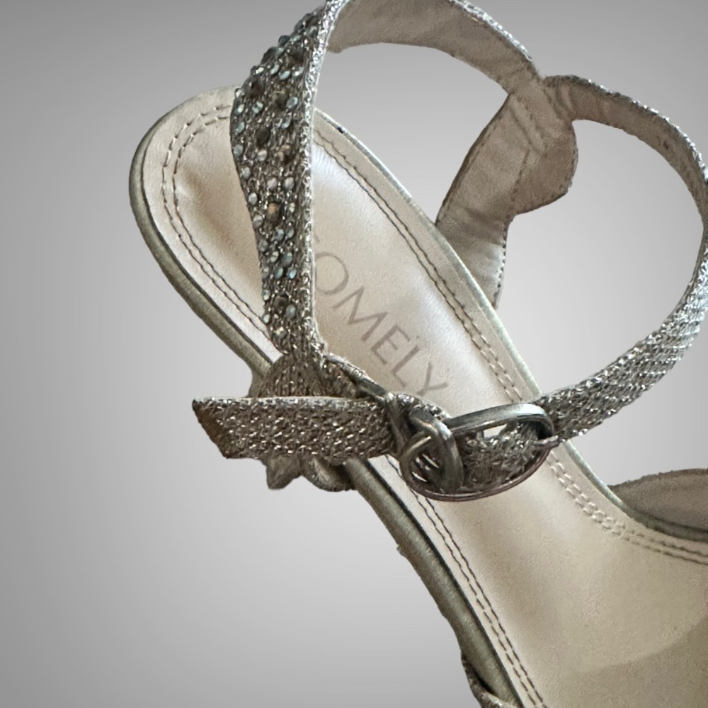 Comely Rhinestone Silver Heels - Picture 8 of 12